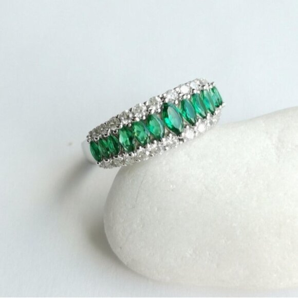Jem Designs Shop Jewelry - Sterling silver emerald and cz  ring size 7 🆕